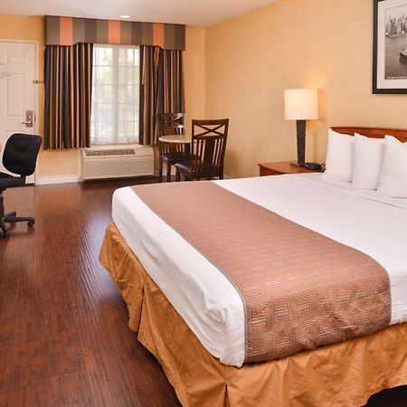 Best Western Palm Garden Inn Westminster Exteriör bild