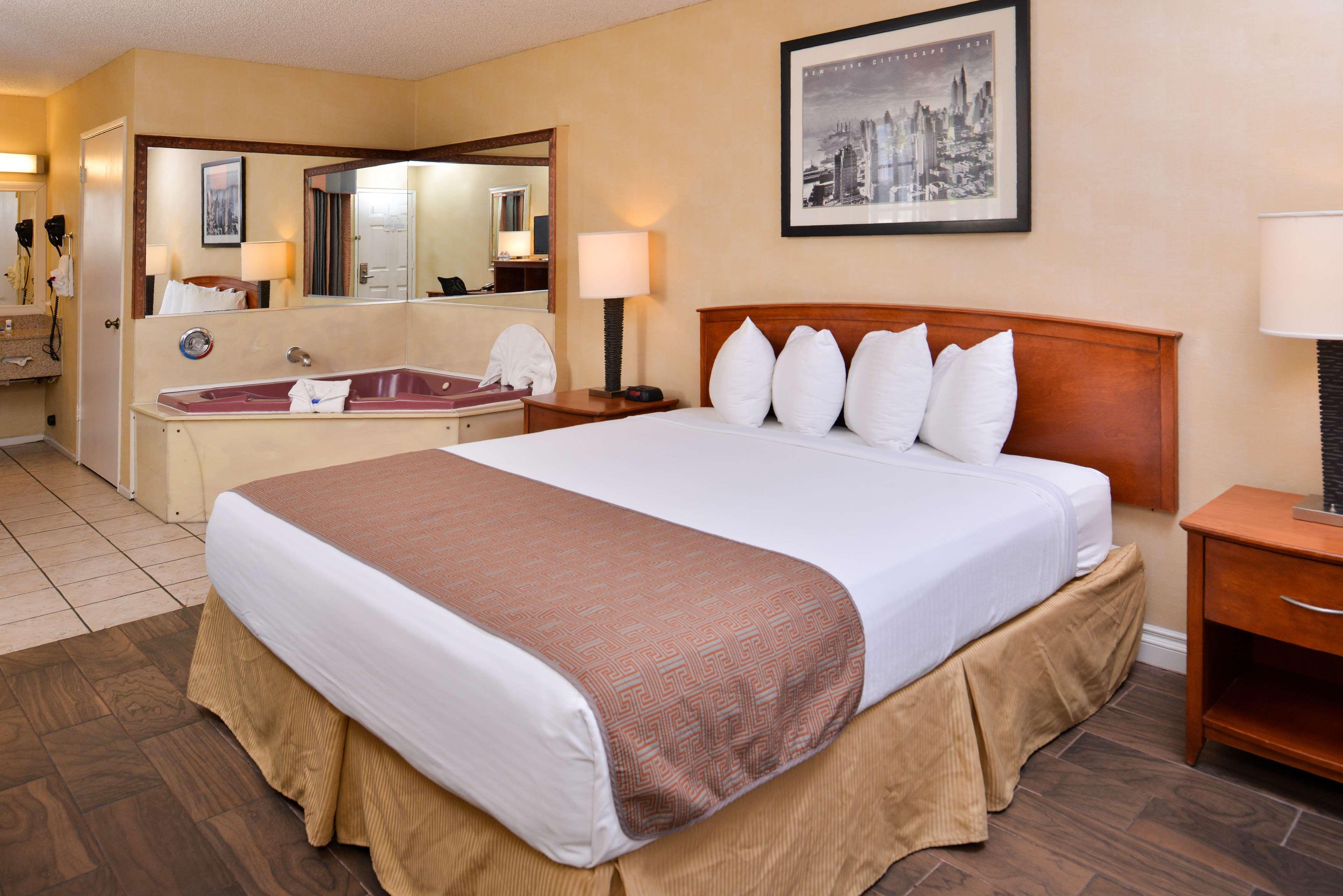 Best Western Palm Garden Inn Westminster Exteriör bild