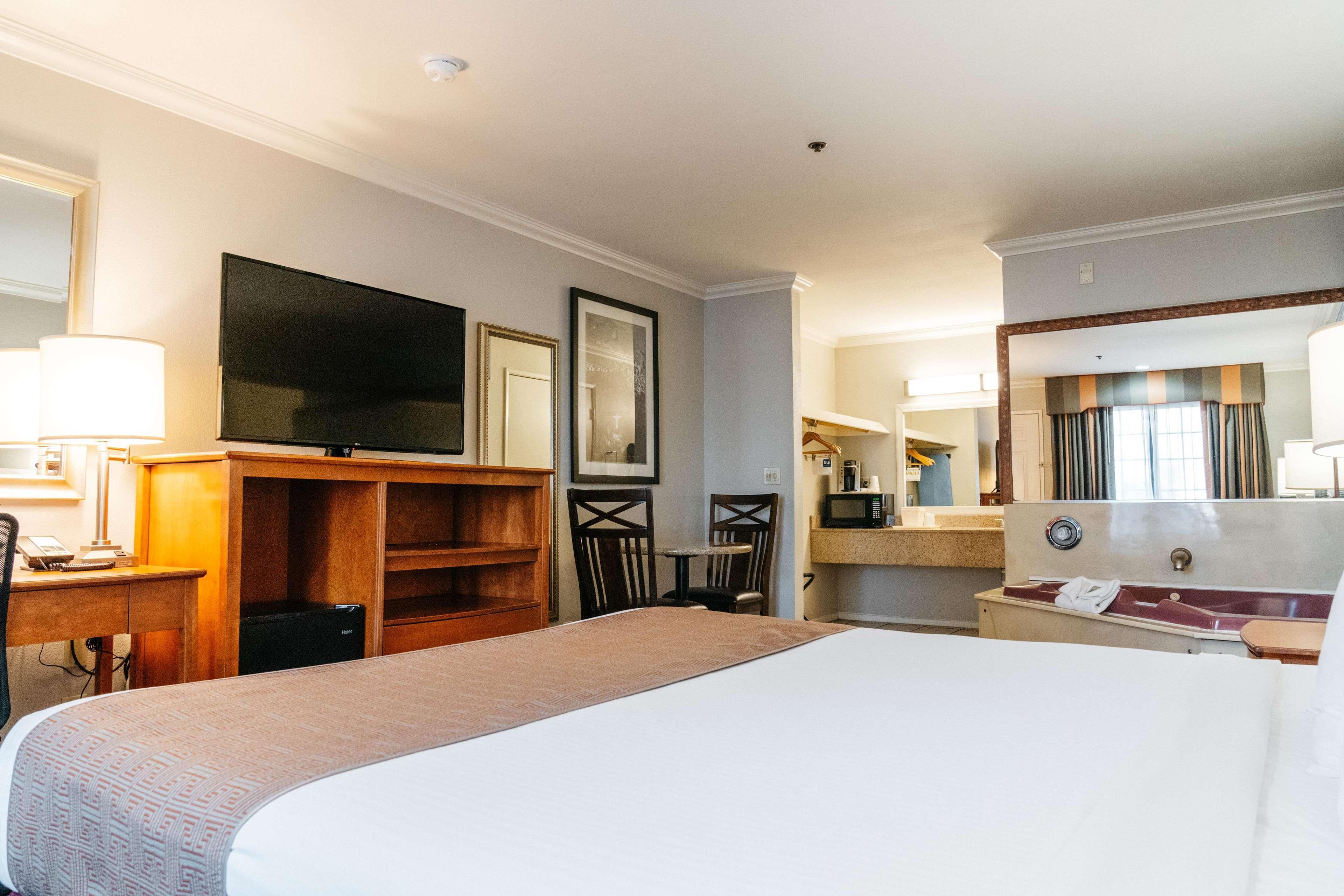 Best Western Palm Garden Inn Westminster Exteriör bild